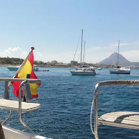 Duque Bateau-hôtel *